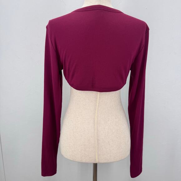 NWT Old Navy Long Sleeve Crop Top Cutout Yoga Sports Tee Workout Bolero Shrug L - Picture 2 of 6